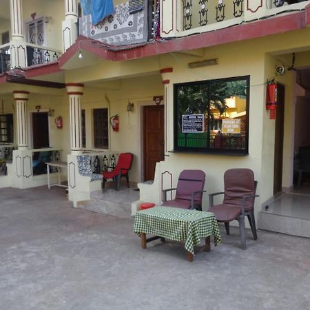 R Mansion Apartment กาลังกูติ ภายนอก รูปภาพ